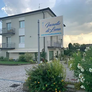 https://incanto-di-luna-hotel.it-lombardy.com