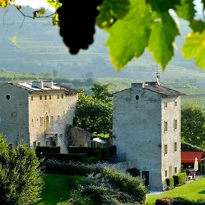 https://pianaura-suites.hotelinveneto.com